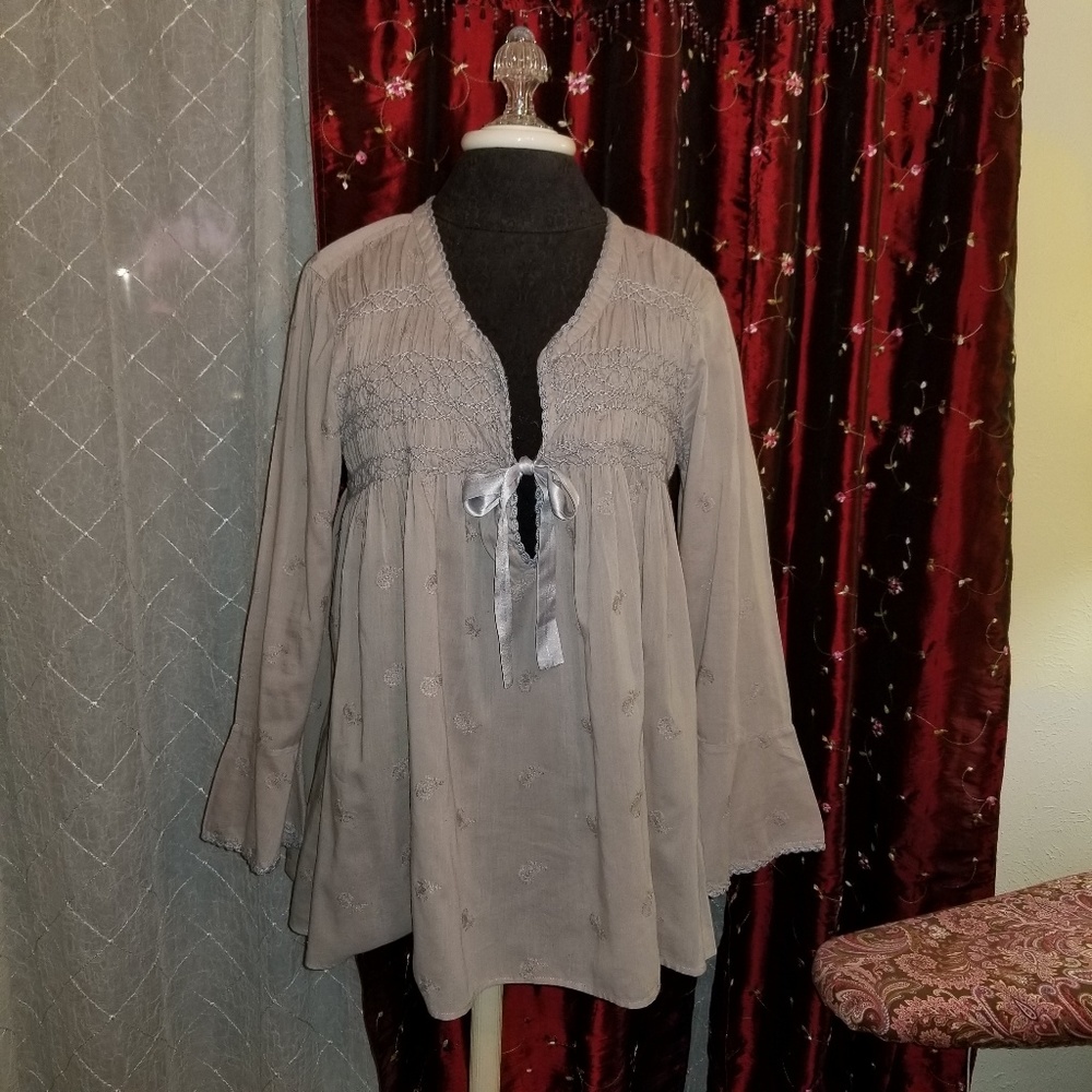 ODD MOLLY Hand-smocked top Size "4" L/XL